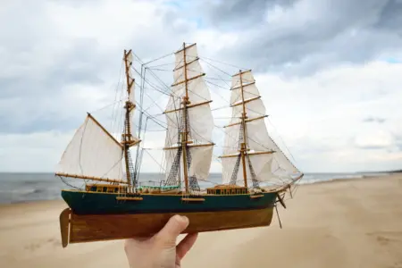 Débuter en modélisme naval : Par où commencer ? maquette de navire (modélisme naval)