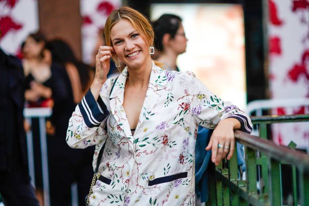 Margot Bancilhon assiste à la soirée d'ouverture de H&M Flaship dans le cadre de la semaine de la mode de Paris, le 19 juin 2018 à Paris, en France.