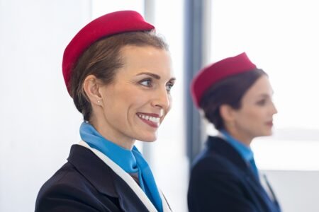 Métier en H : découvrez la liste des professions qui commencent par H métier en H : hôtesse