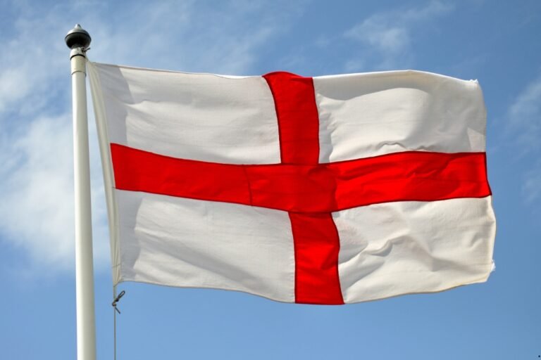 drapeau anglais ou croix de Saint Georges ou encore Saint Geoge's cross