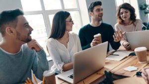 Avantages salariaux : stratégies efficaces pour motiver vos équipes toute l’année