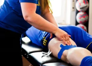 La rééducation après les blessures sportives : approches médicales modernes nouvelles technologies récupération sportive